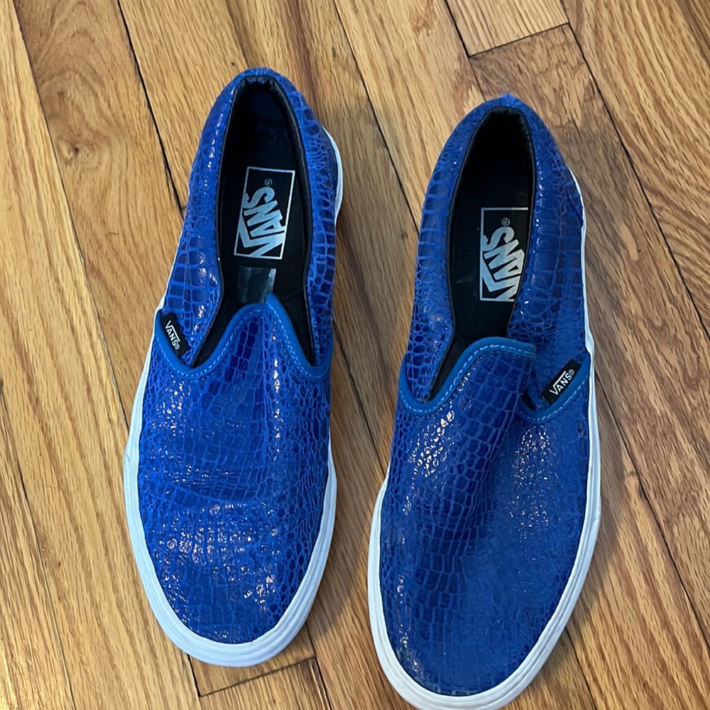 Croc vans